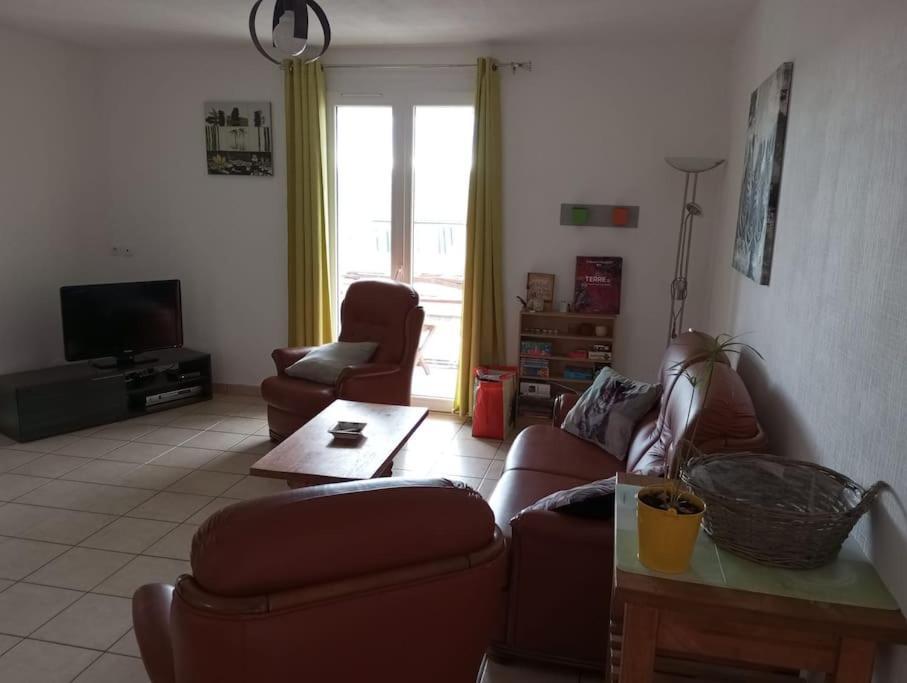 Maison 6 Personnes Billom Esterno foto